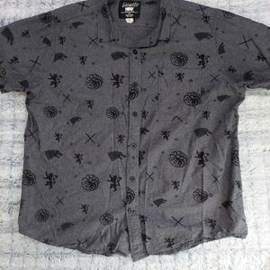 EUC Game Of Thrones Gray Patterned Men's‎ short sleeve button down Shirt XL
